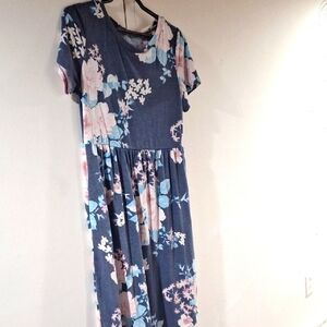 Floral Blue  Dress With Pockets!